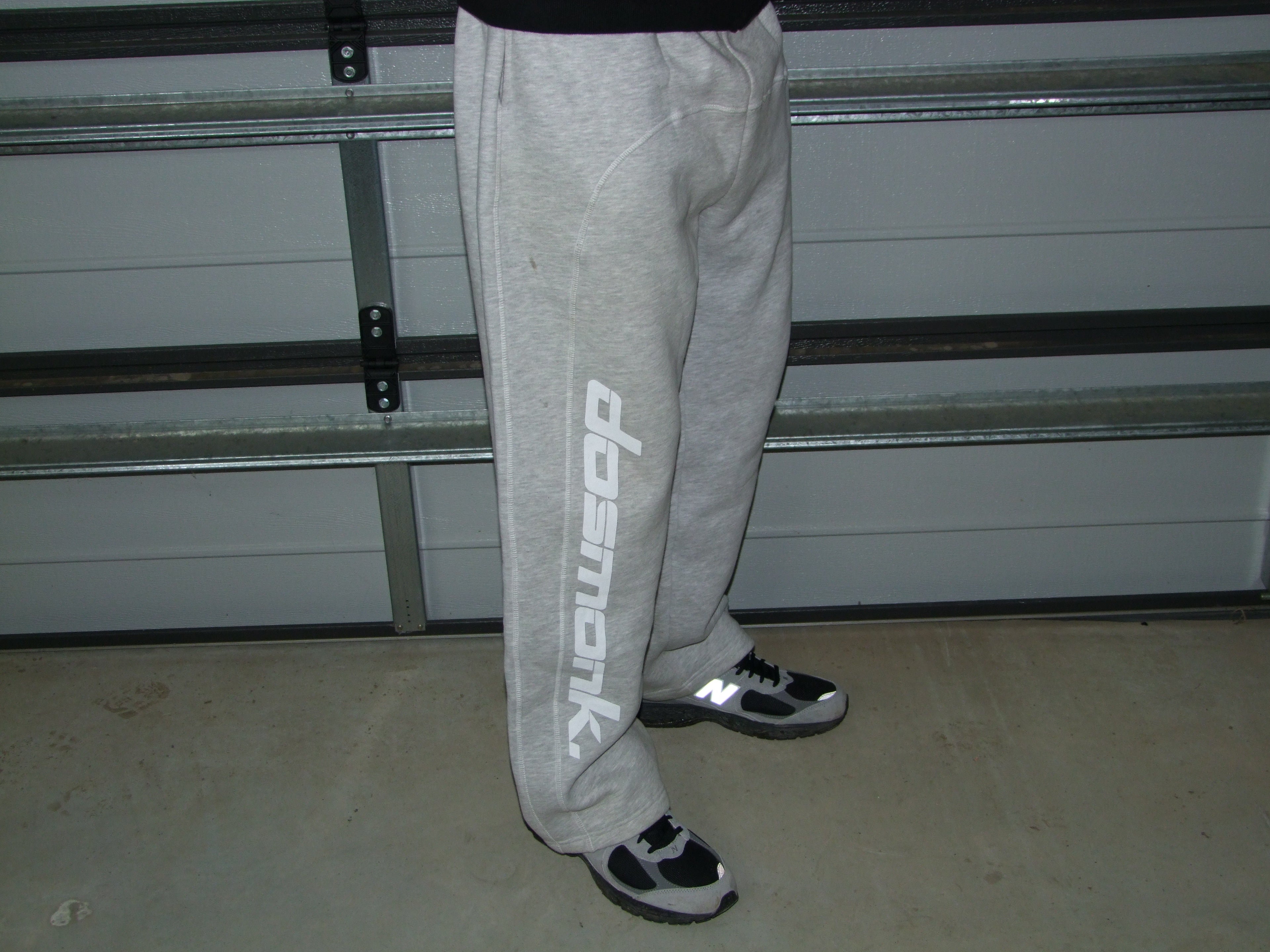 THA STITCHED SWEATS