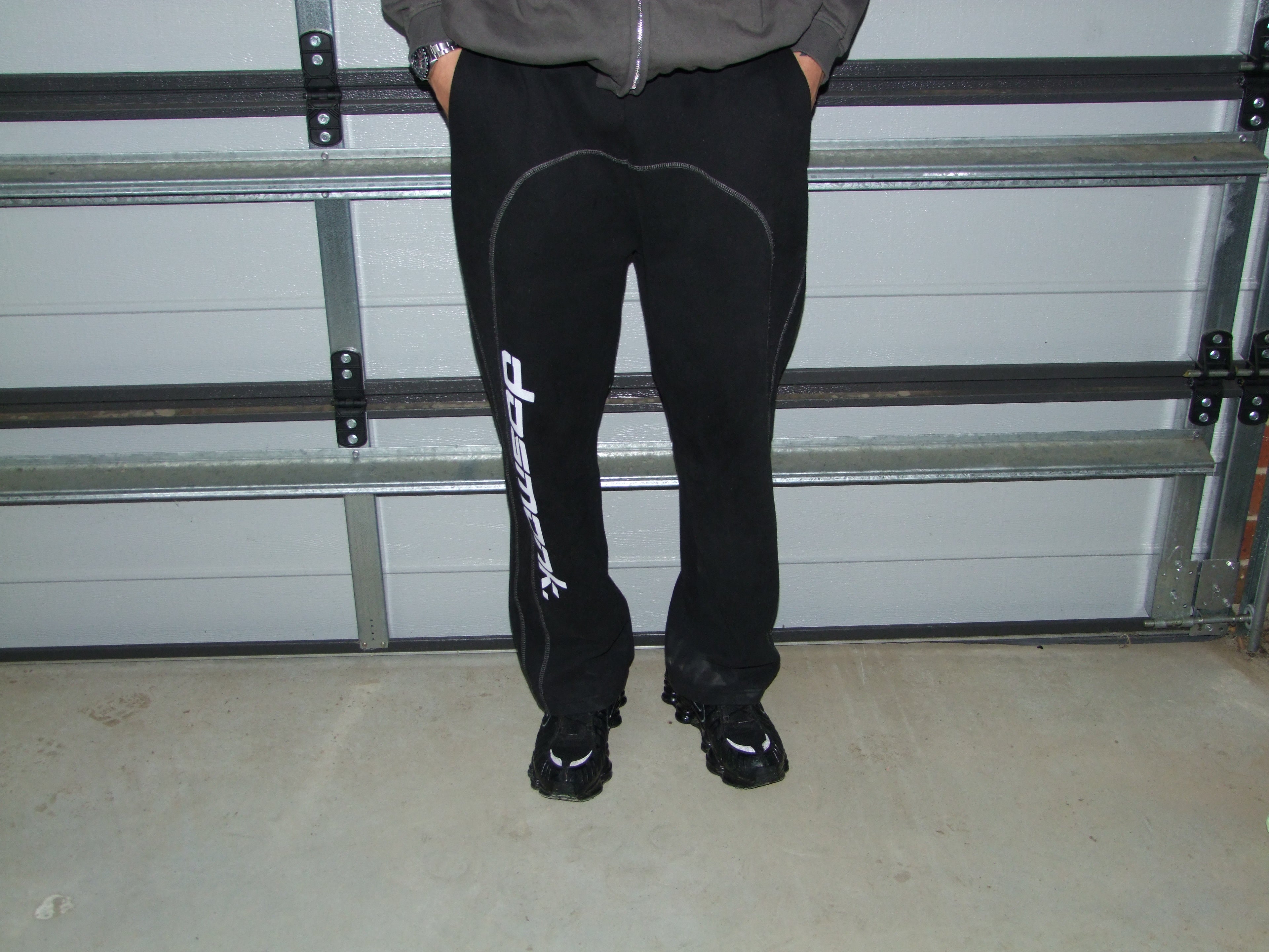 THA STITCHED SWEATS