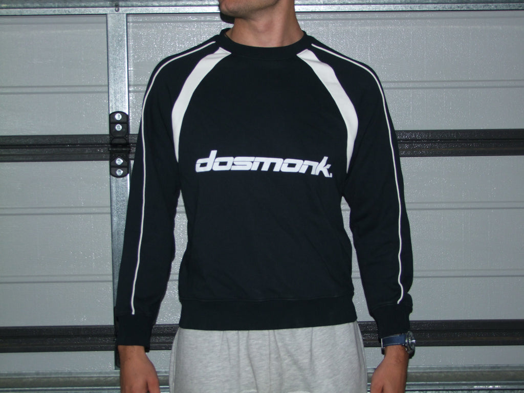 THA CLASSIC SWEATSHIRT