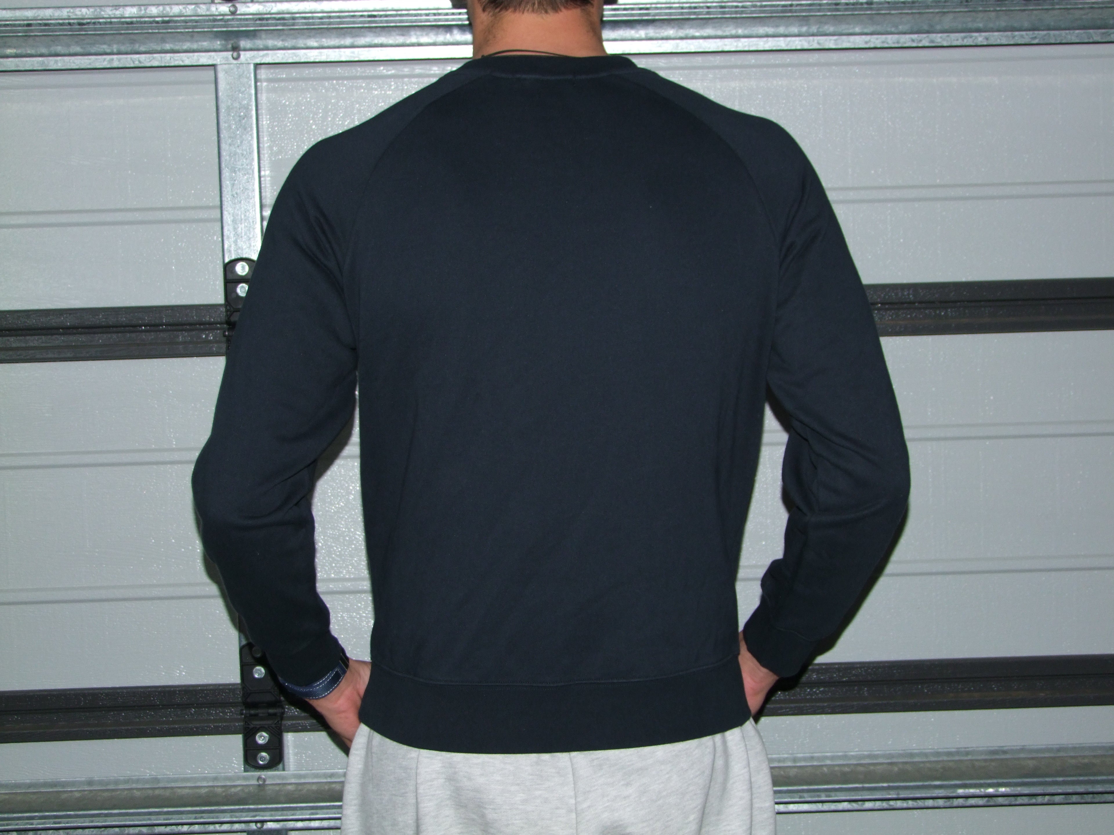 THA CLASSIC SWEATSHIRT