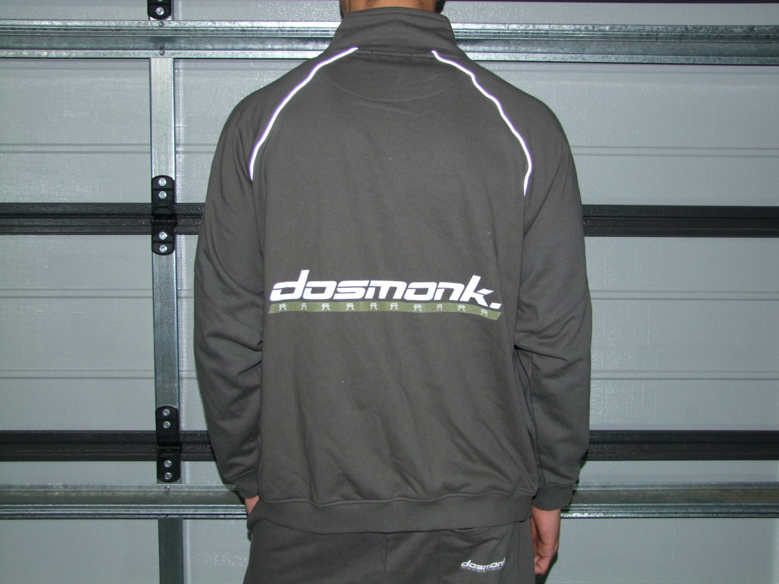 THA REFLECTIVE ZIP UP