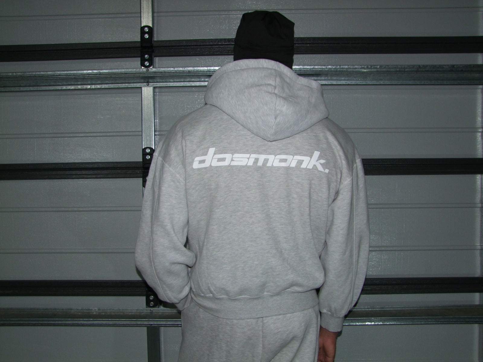 THA BOXY STITCHED ZIP UP HOODIE